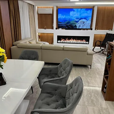 Doni 빌라 산단스키