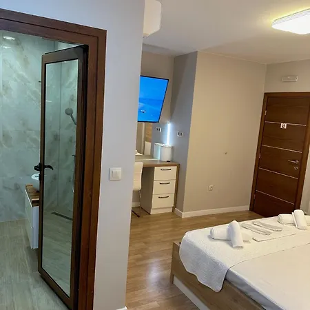 Doni 빌라 산단스키